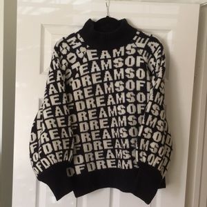 H&M size M chunky soft boxy sweater.